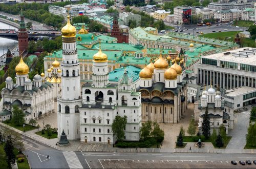 Соборная площадь в Москве