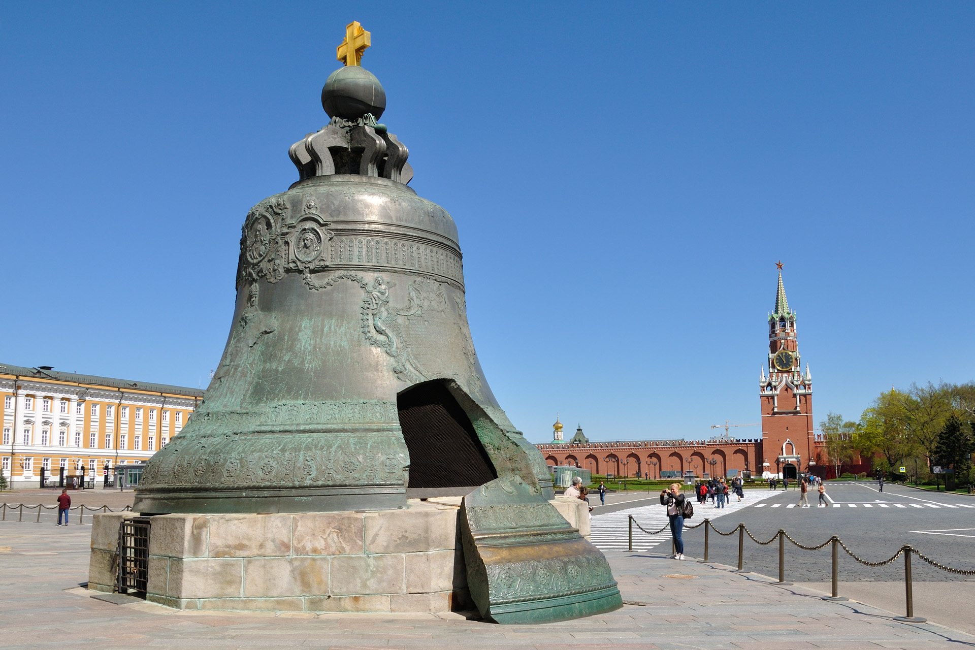 Царь–колокол Московского Кремля