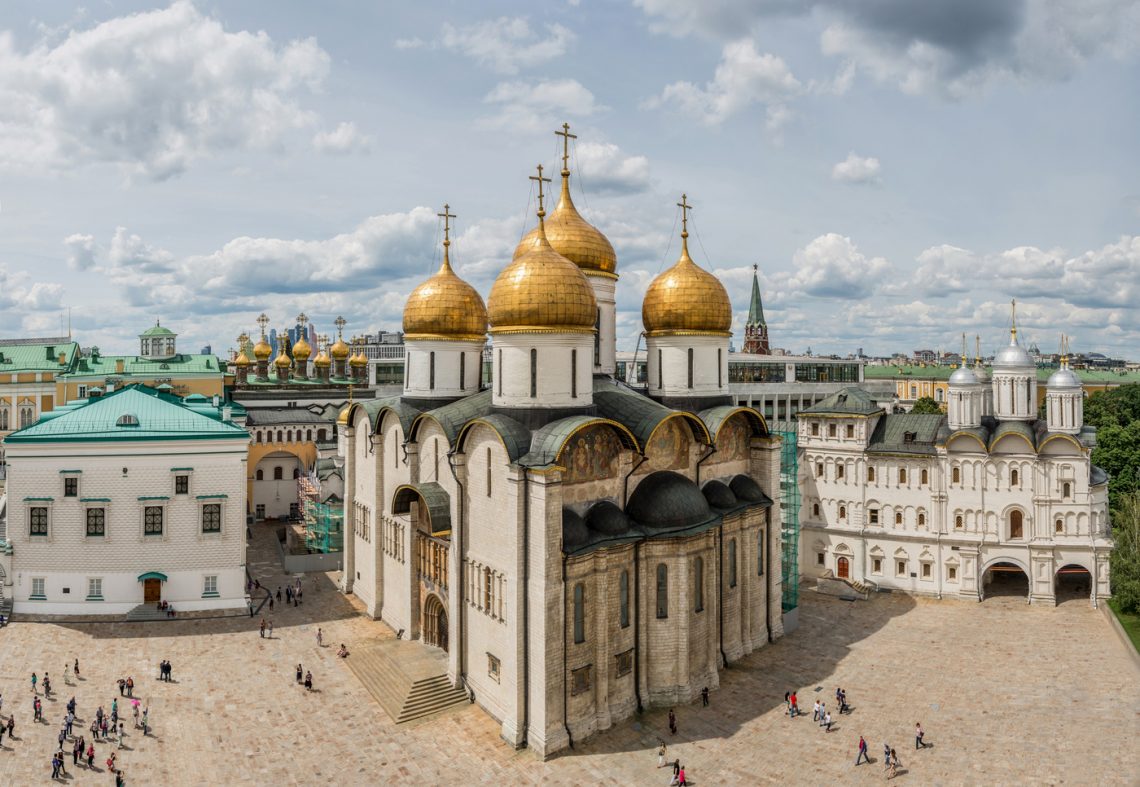Соборная площадь московского кремля фото с названиями и описанием