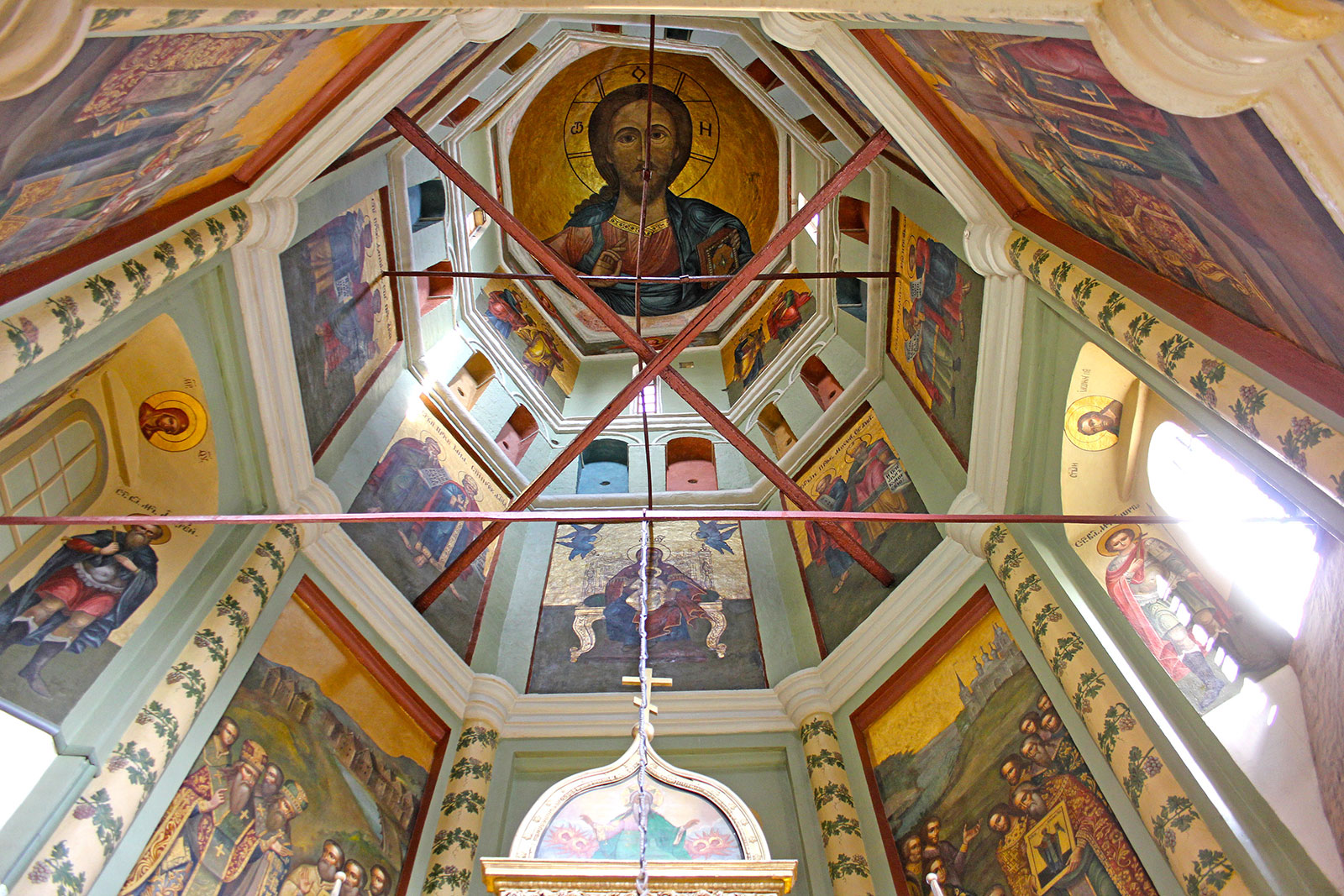 Церковь Николы Великорецкого храма Василия Блаженного в Москве