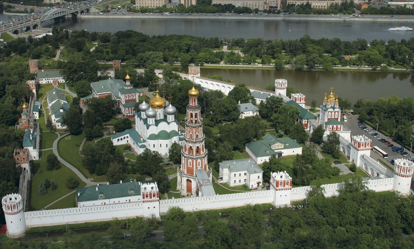 Новодевичий монастырь вид с высоты