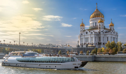 Поездка по Москве-реке на яхте-ресторане класса «Люкс»