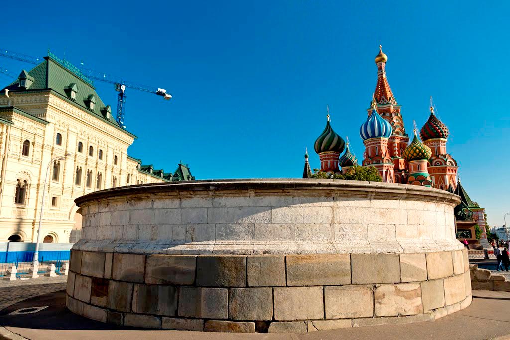 Лобное место в Москве на Красной площади