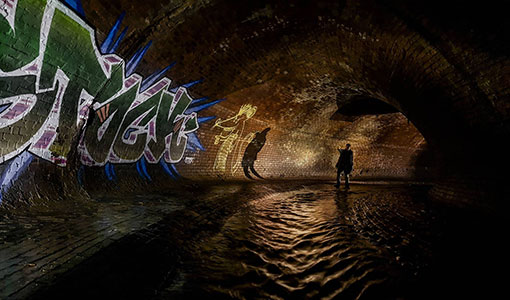Экскурсия с диггером: фрески подземной реки Чечёра в Москве