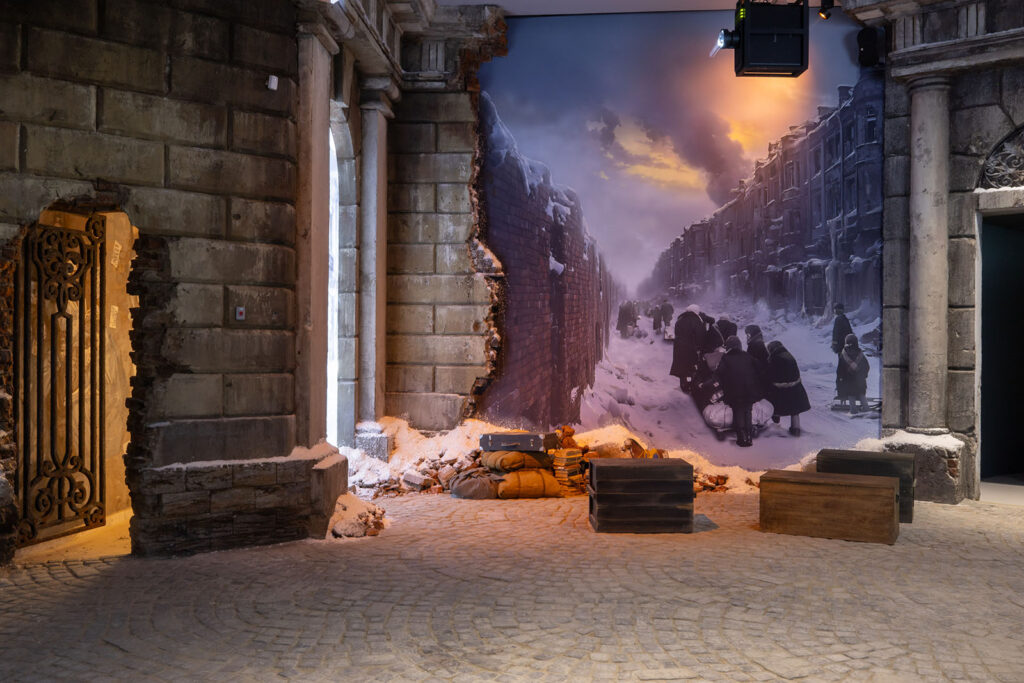 Экспозиция «Путь к Победе» в музее Победы на Поклонной горе в Москве