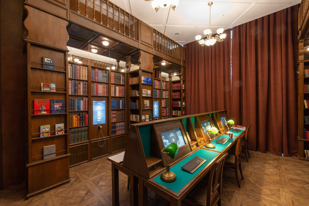 Экспозиция «Путь к Победе» в музее Победы на Поклонной горе в Москве