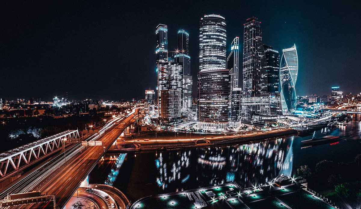 Ночная прогулка по московским крышам