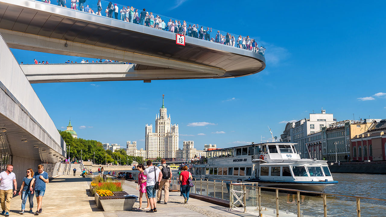 Речные причалы в Москве для прогулок на теплоходах по реке