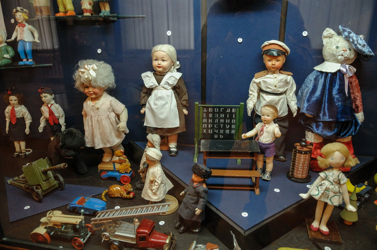 Экспонаты музея игрушек имени Н.Д. Бартрама в Сергиевом Посаде