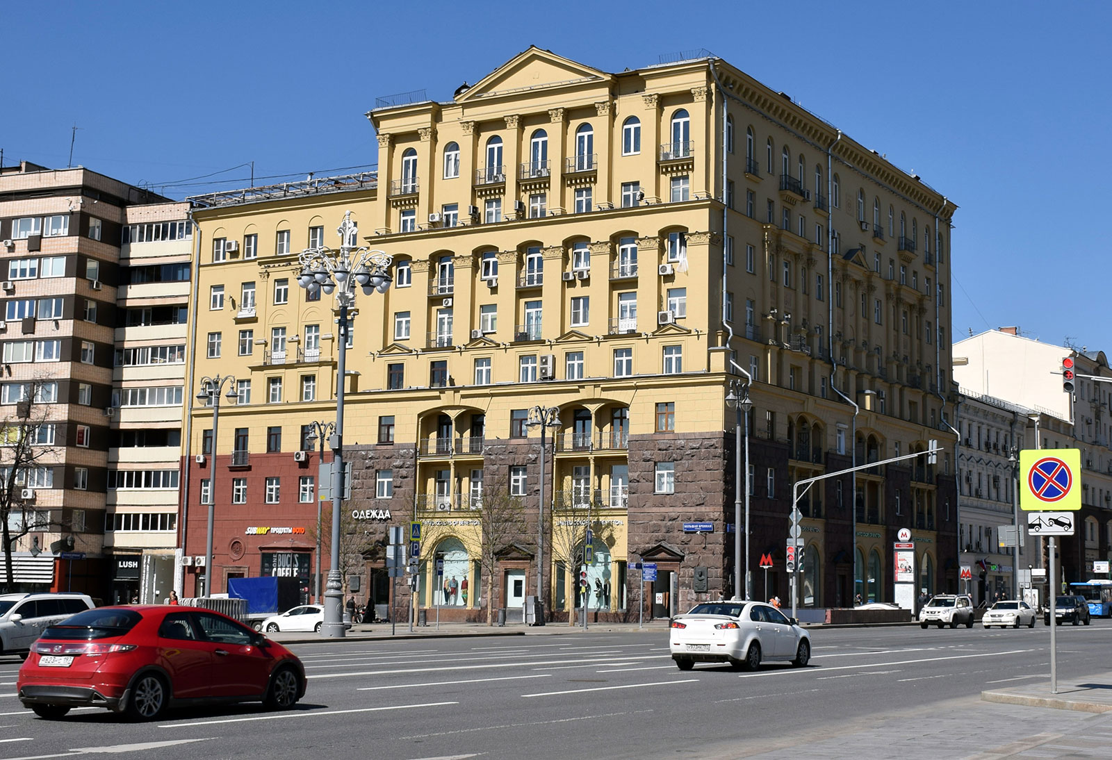 Жилой дом № 19 на Тверской улице в Москве