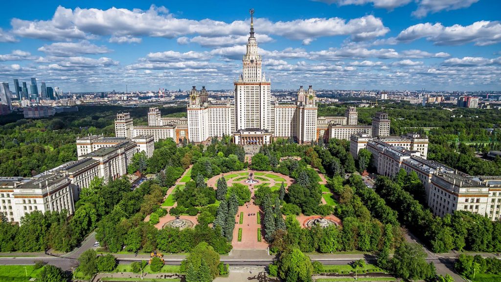 Экскурсия по Воробьевым горам в Москве