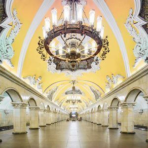 Топ-25 самых красивых станций Московского метрополитена