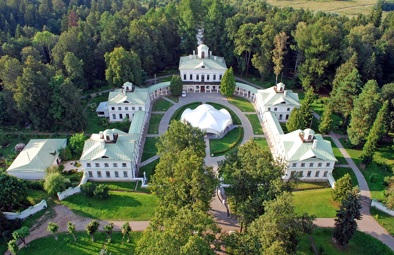 Усадьба Середниково