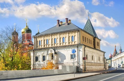 Палаты бояр Романовых в Москве