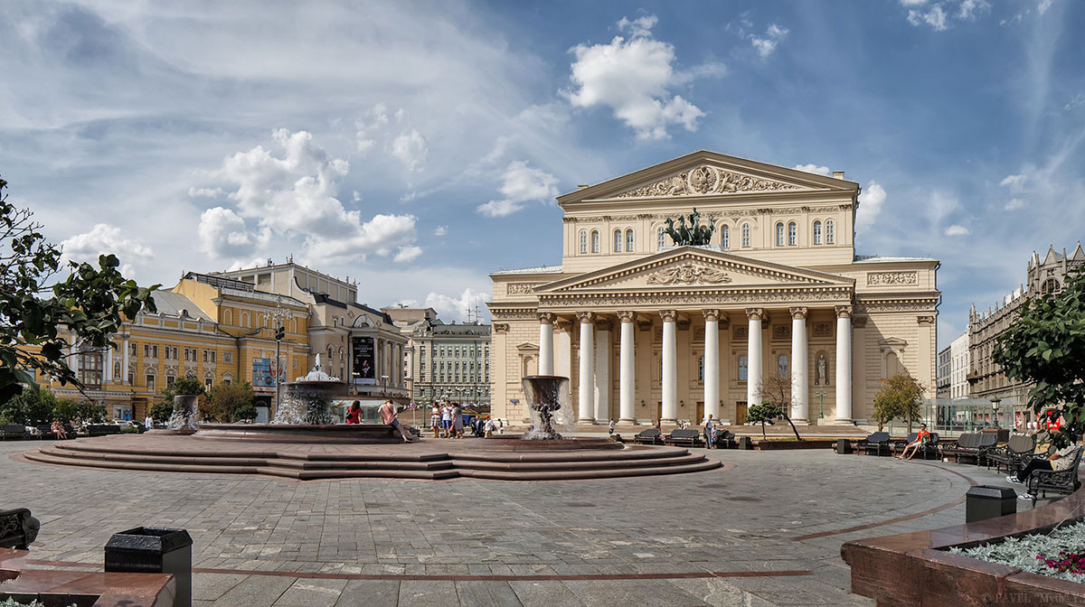 Театральная площадь в Москве