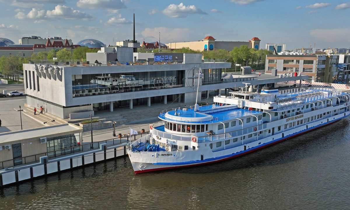 Терраса Южного речного вокзала