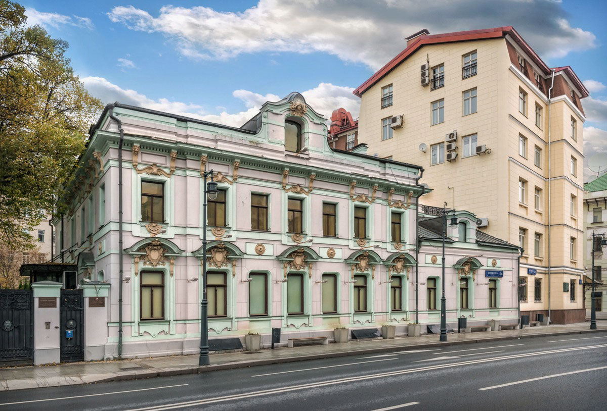 Особняк Лыжина в Москве на Остоженке