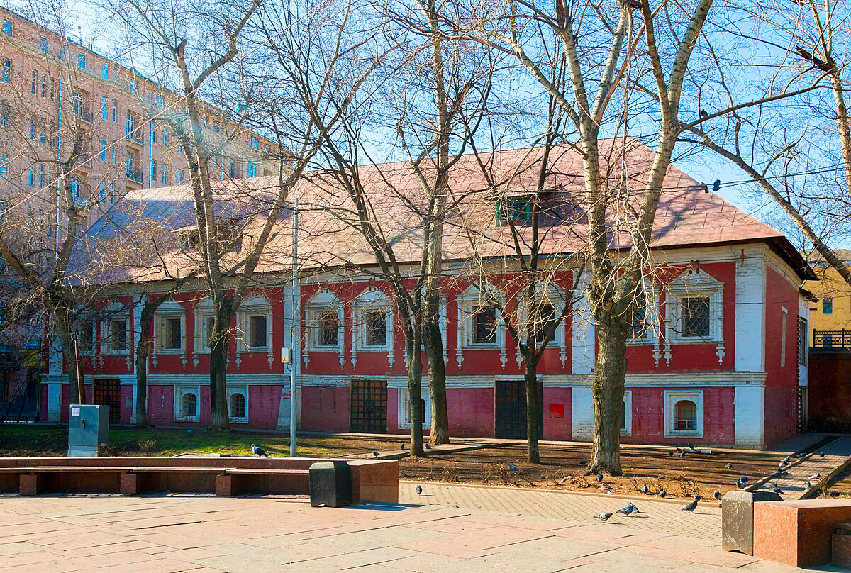 Красные палаты на Пречистенке в Москве