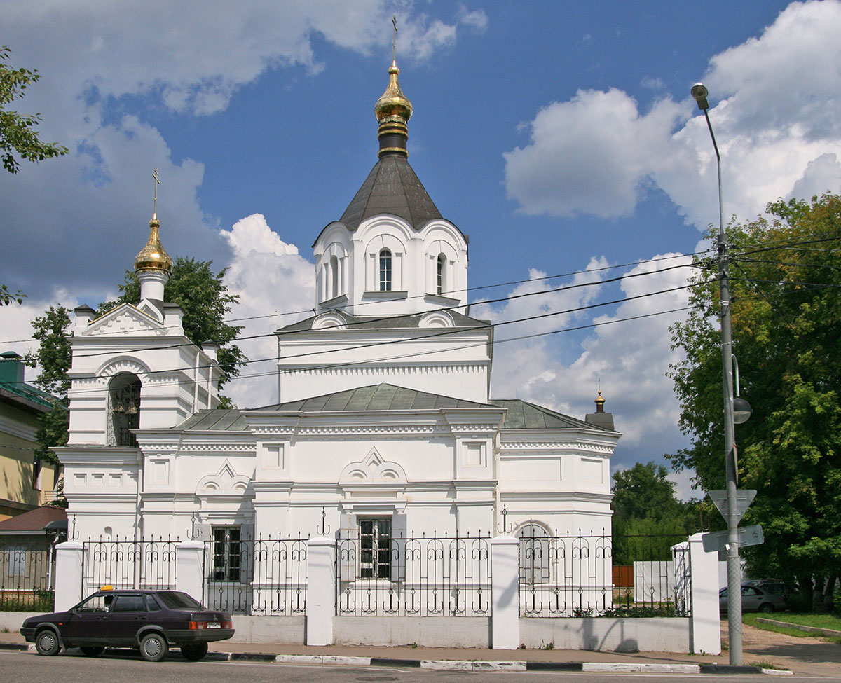 Александро-Невский храм в Звенигороде