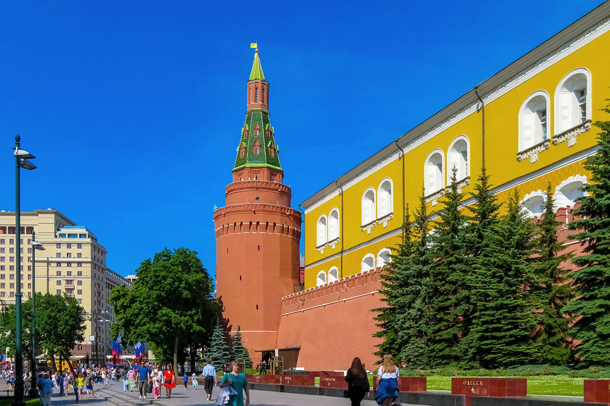 Угловая Арсенальная башня
