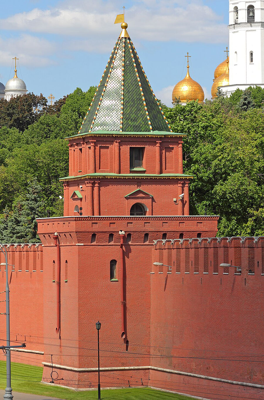 Петровская башня