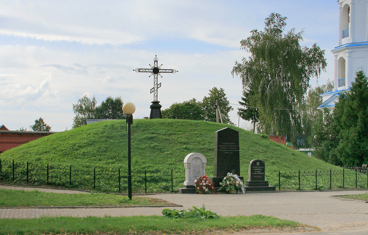 Могила-курган в Зарайске